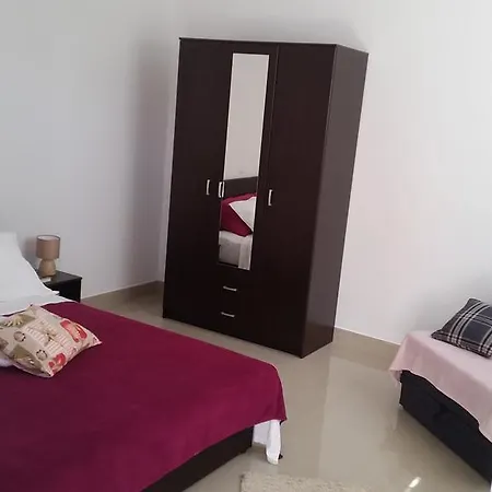 Apartman Summer Night Dream *